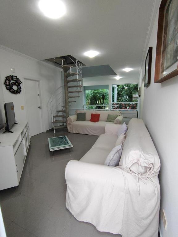 Casa Linda E Espacosa Com Piscina No 瓜鲁雅 外观 照片